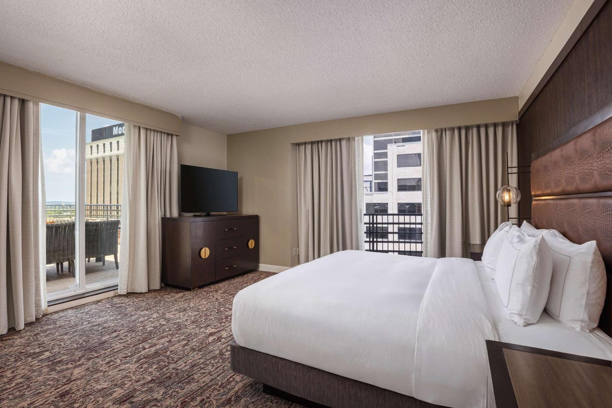 Doubletree Suites By Hilton Austin Downtown Capitol Eksteriør billede