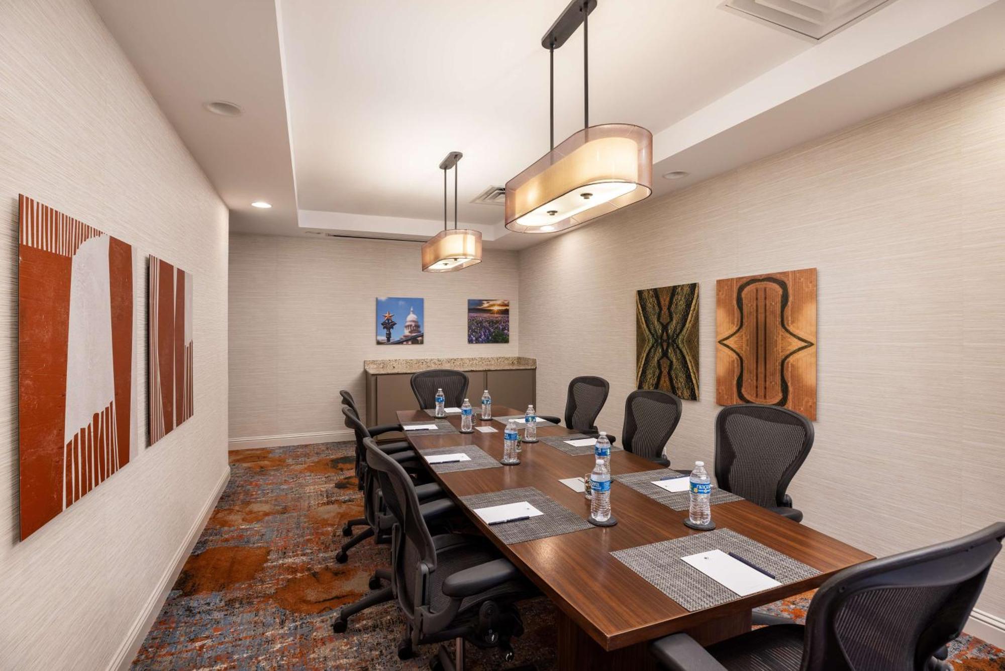 Doubletree Suites By Hilton Austin Downtown Capitol Eksteriør billede
