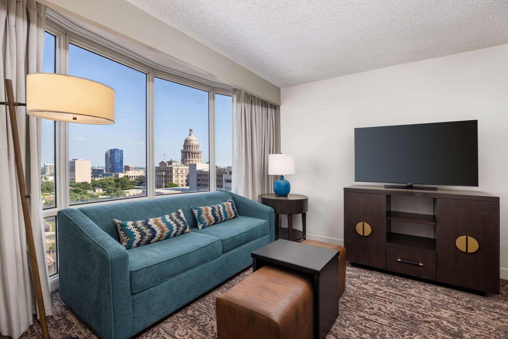 Doubletree Suites By Hilton Austin Downtown Capitol Eksteriør billede